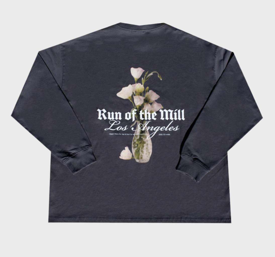 Blurred Flower Vintage Grey Long Sleeve Tee